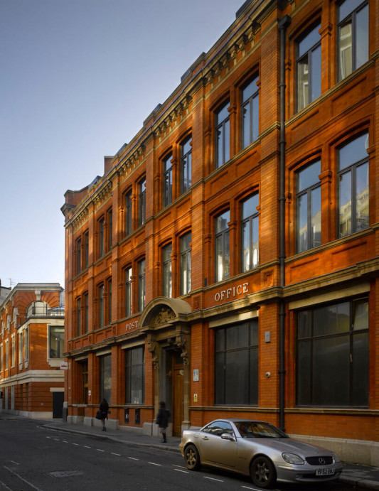 Howick Place