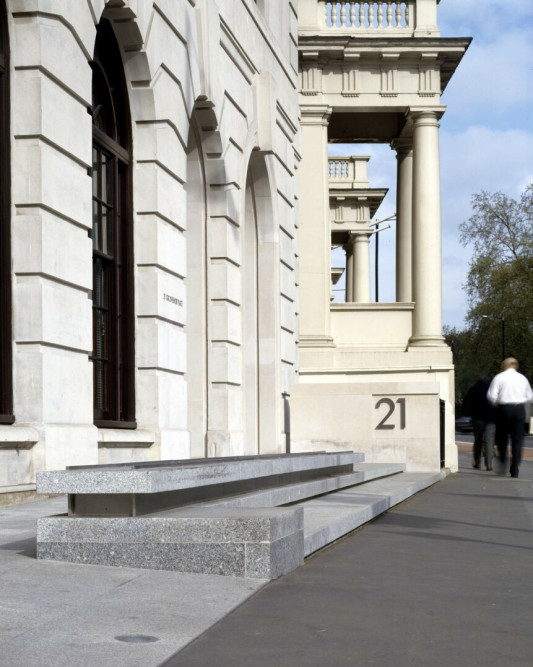 21 Grosvenor Place