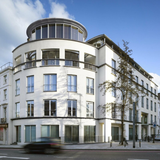 10 Lower Grosvenor Place