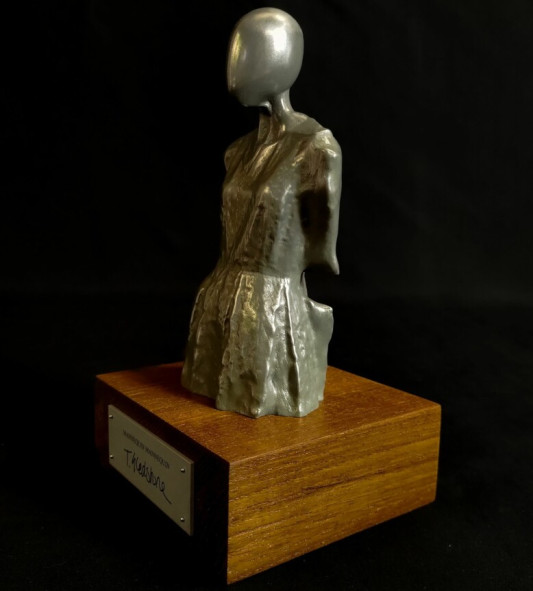 10x10: Mannequin Mannequin