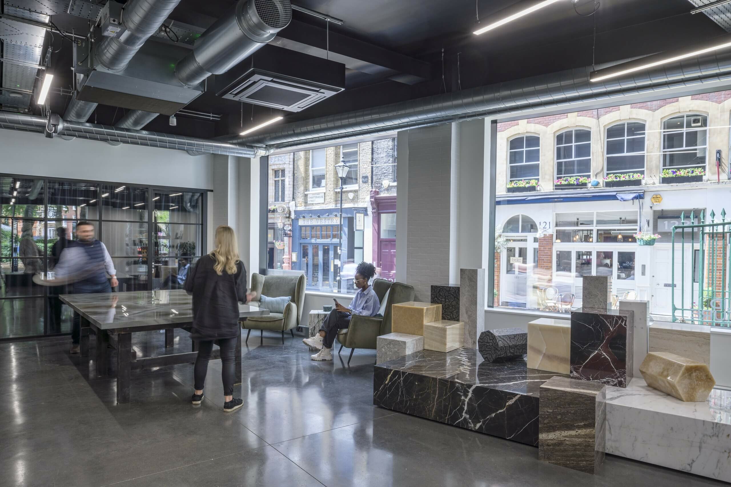 Solid Nature Clerkenwell Showroom – Squire & Partners