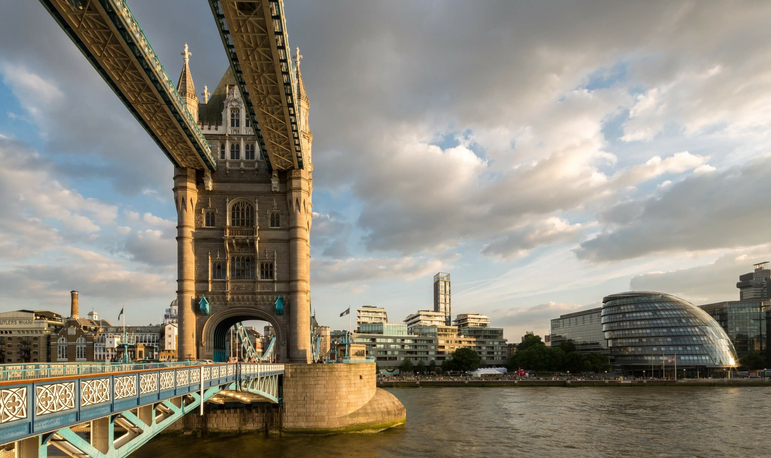 One Tower Bridge – Squire & Partners