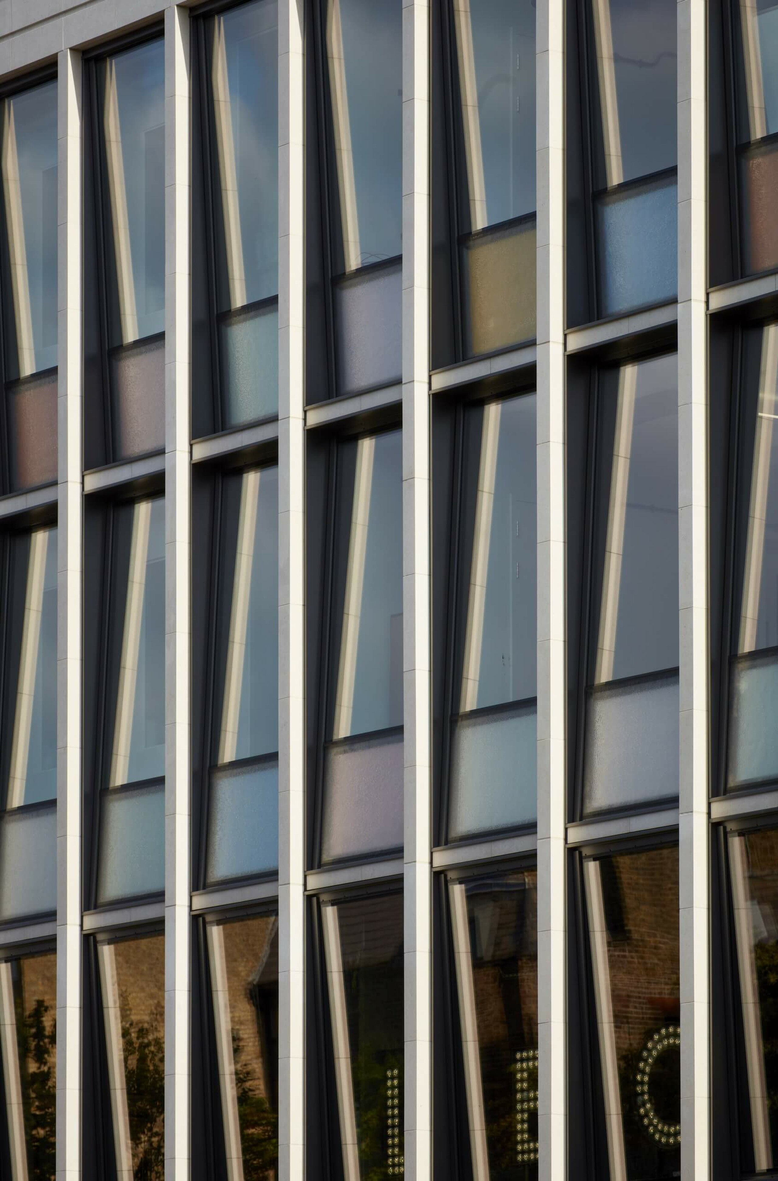 Notting Hill Gate South Block – Squire & Partners