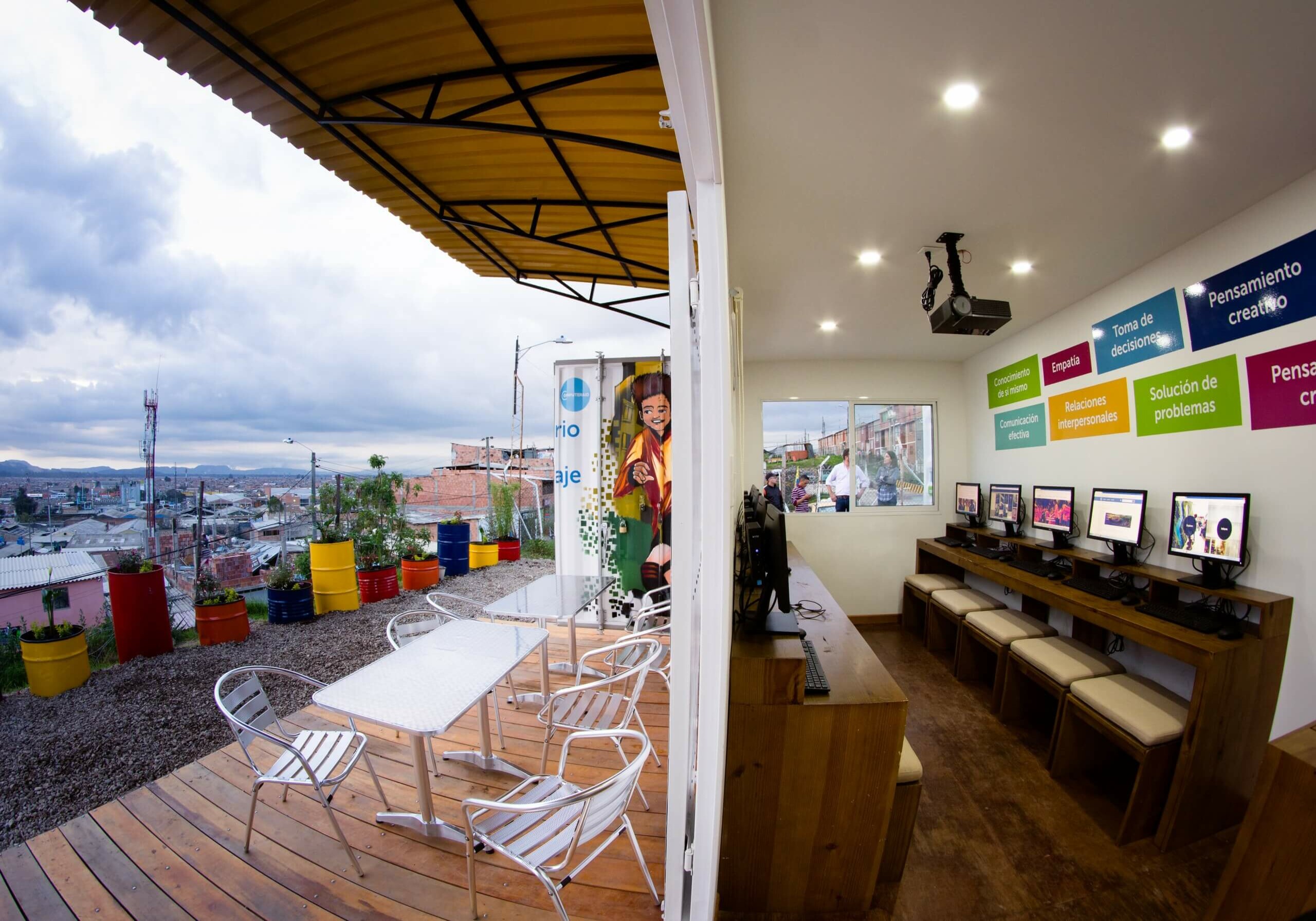 Solar Community Hub, Bogota – Squire & Partners