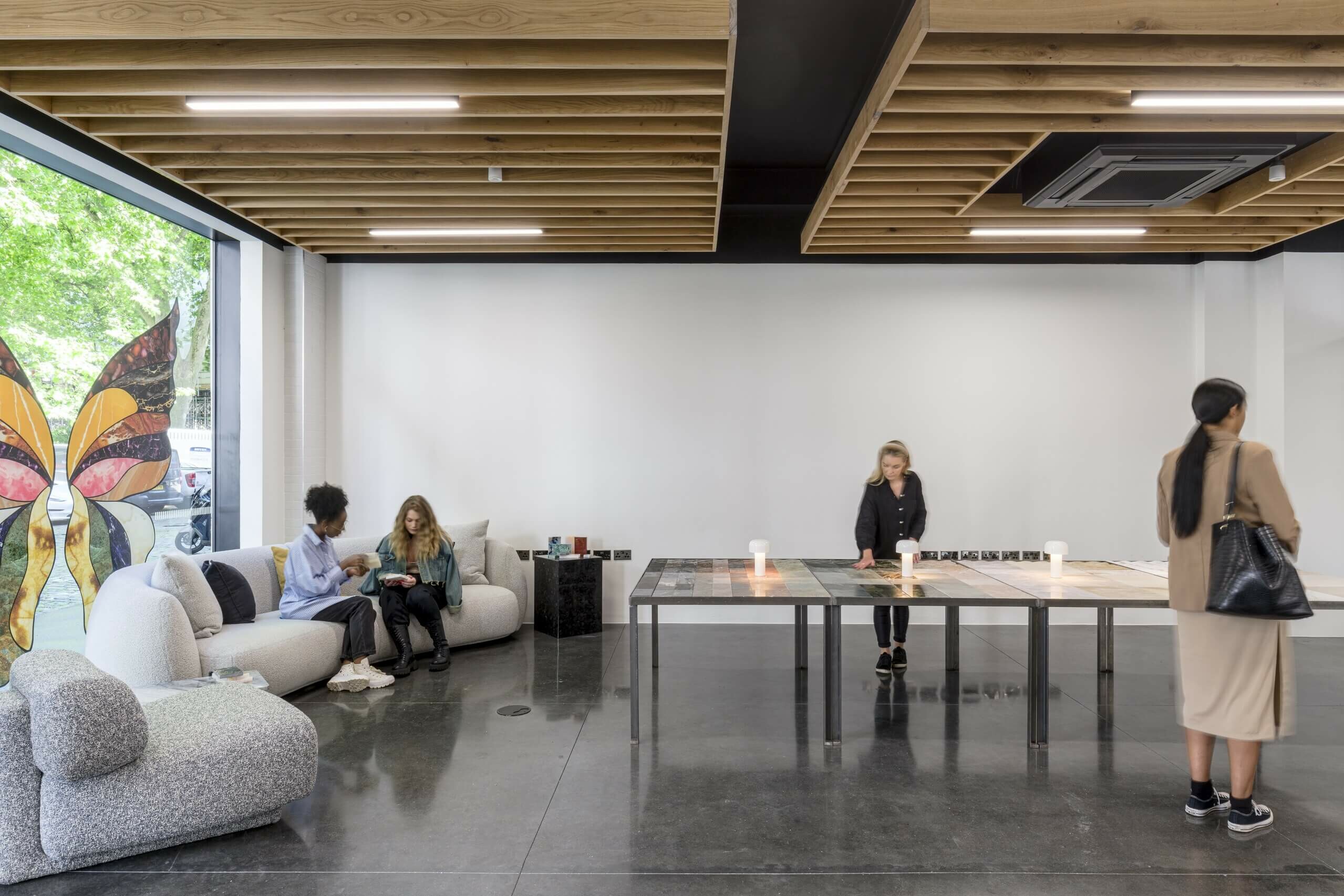 Solid Nature Clerkenwell Showroom – Squire & Partners
