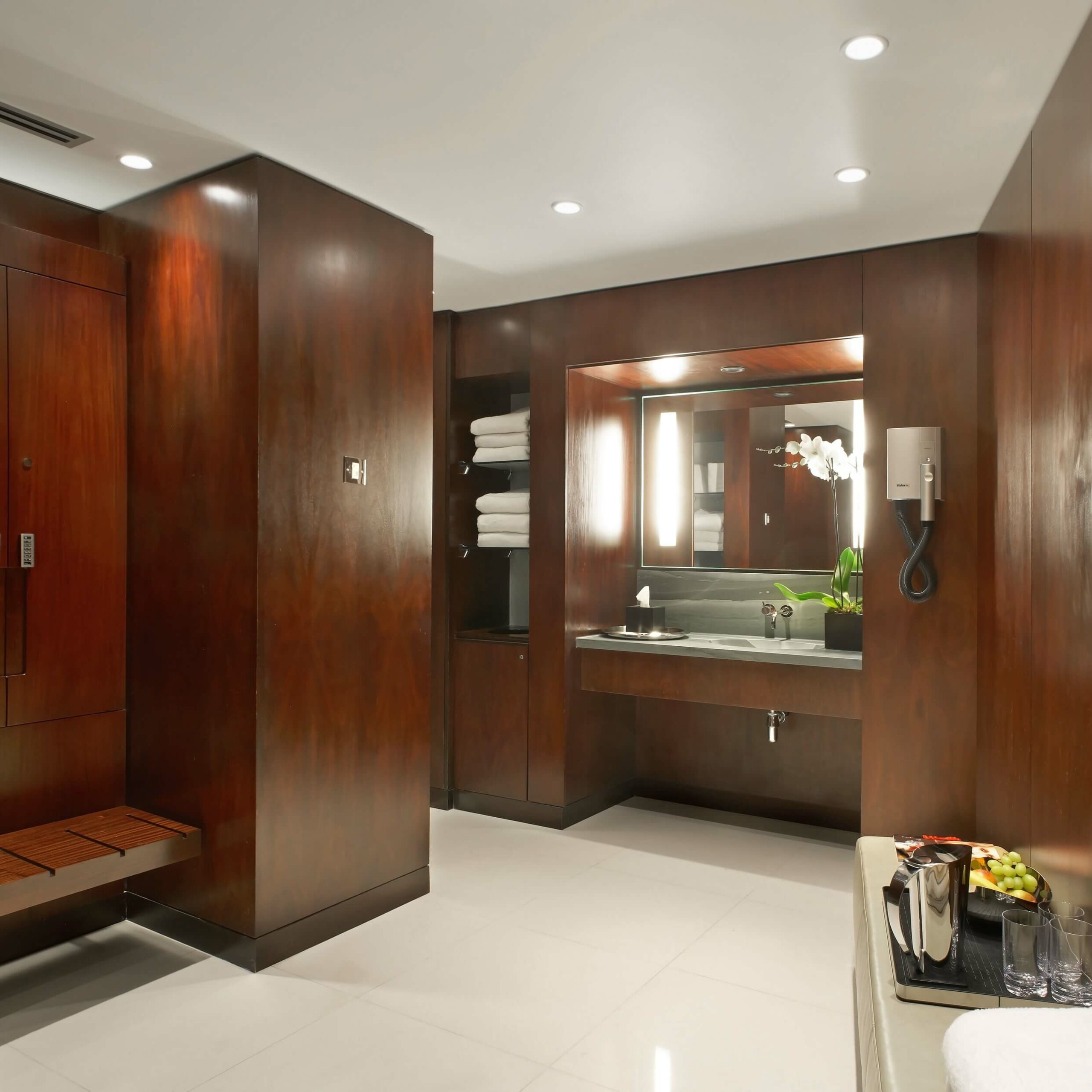 Kinesis Spa at The Knightsbridge – Squire & Partners