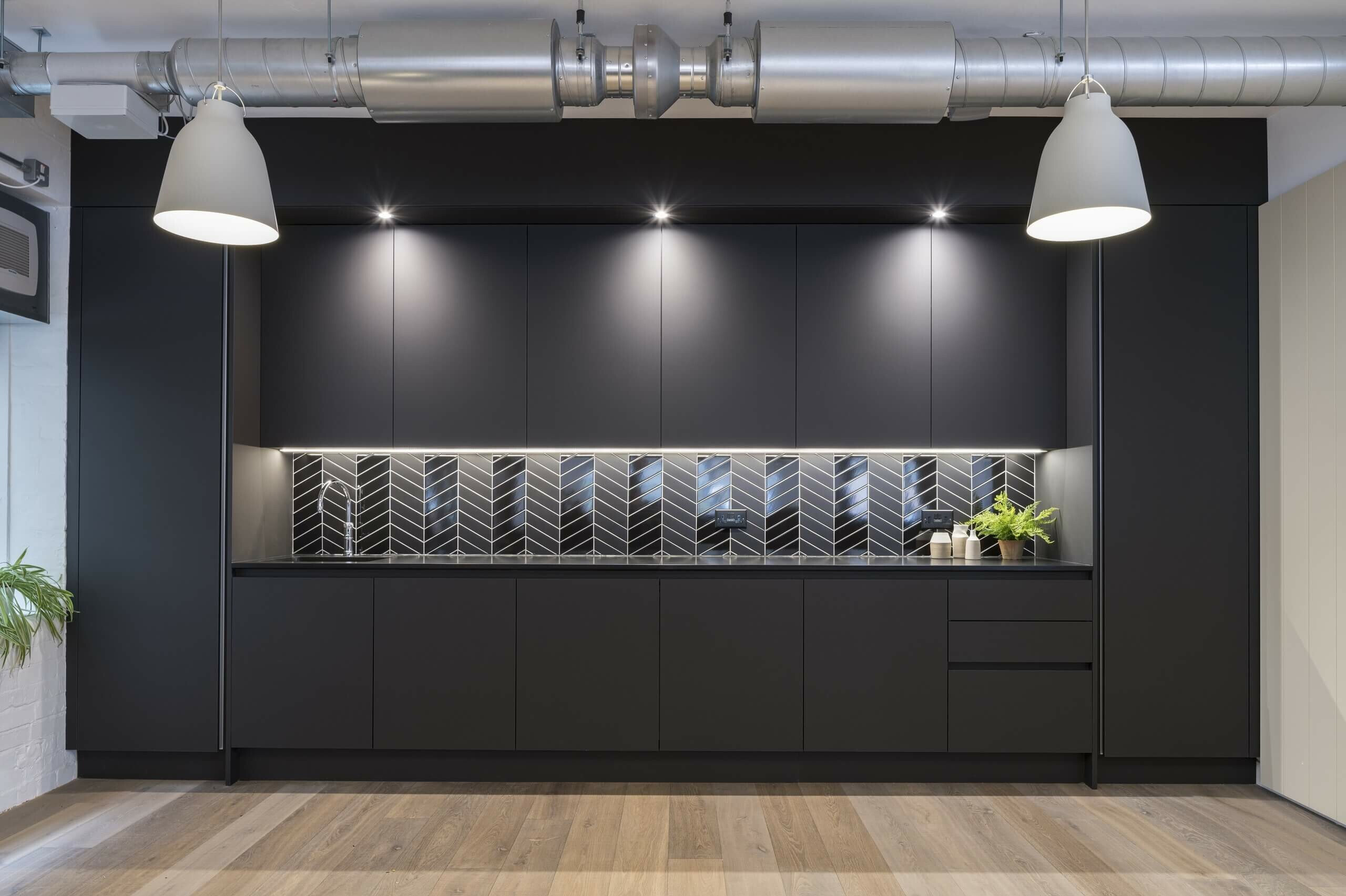 Unit 4A Greencoat House – Squire & Partners