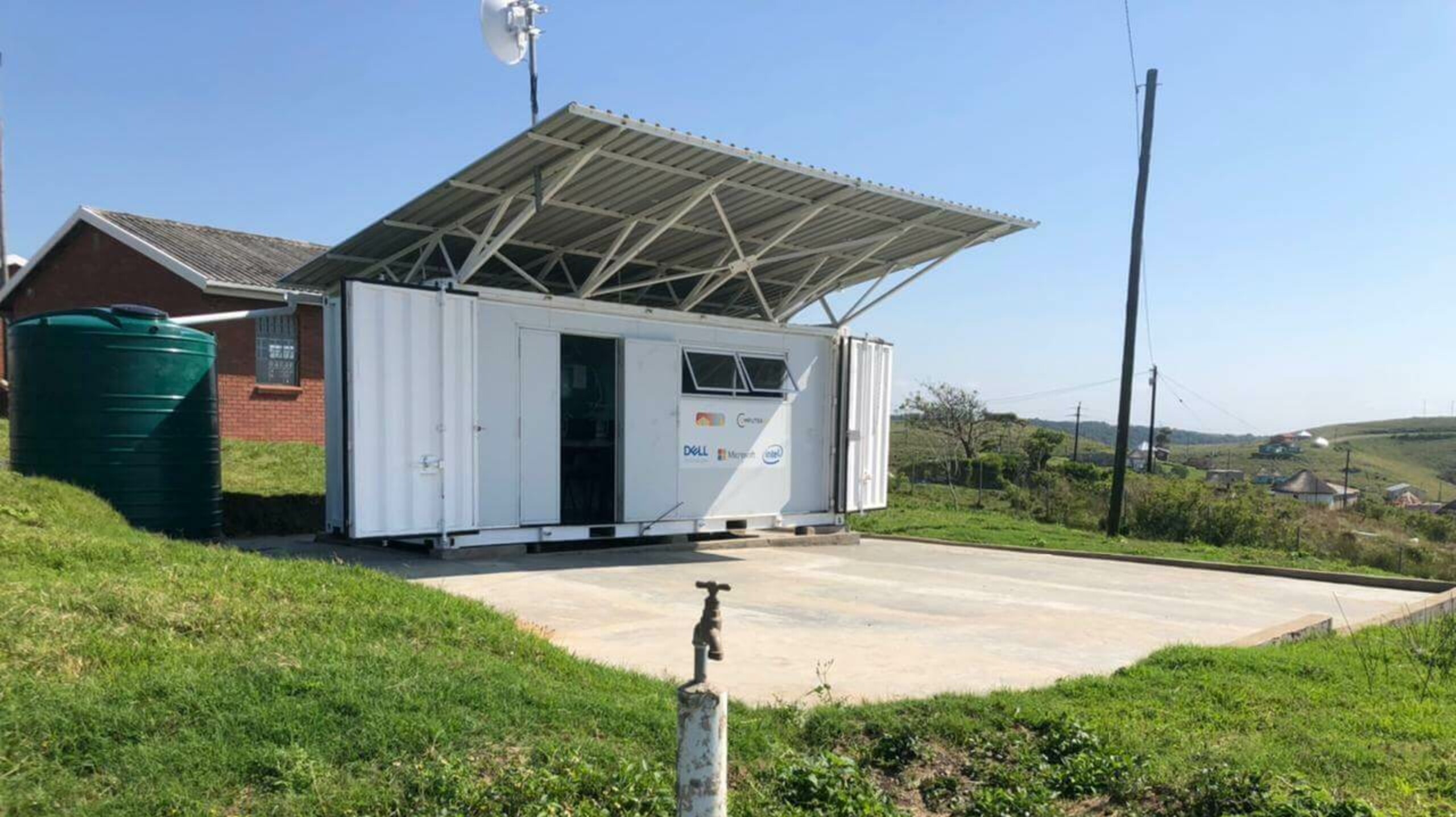 Solar Community Hub, Africa – Squire & Partners