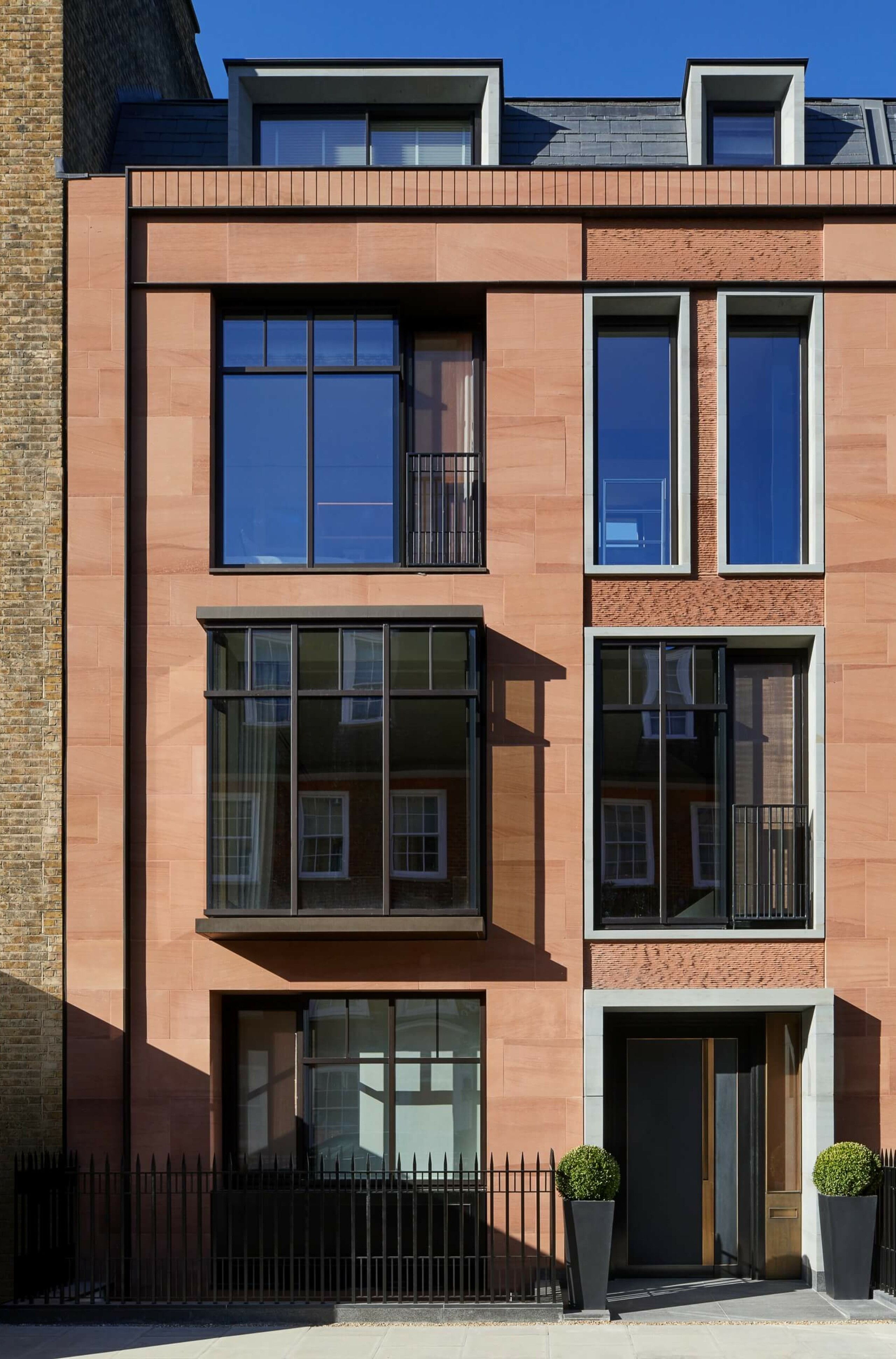 Knighton Place, Yeomans Row – Squire & Partners