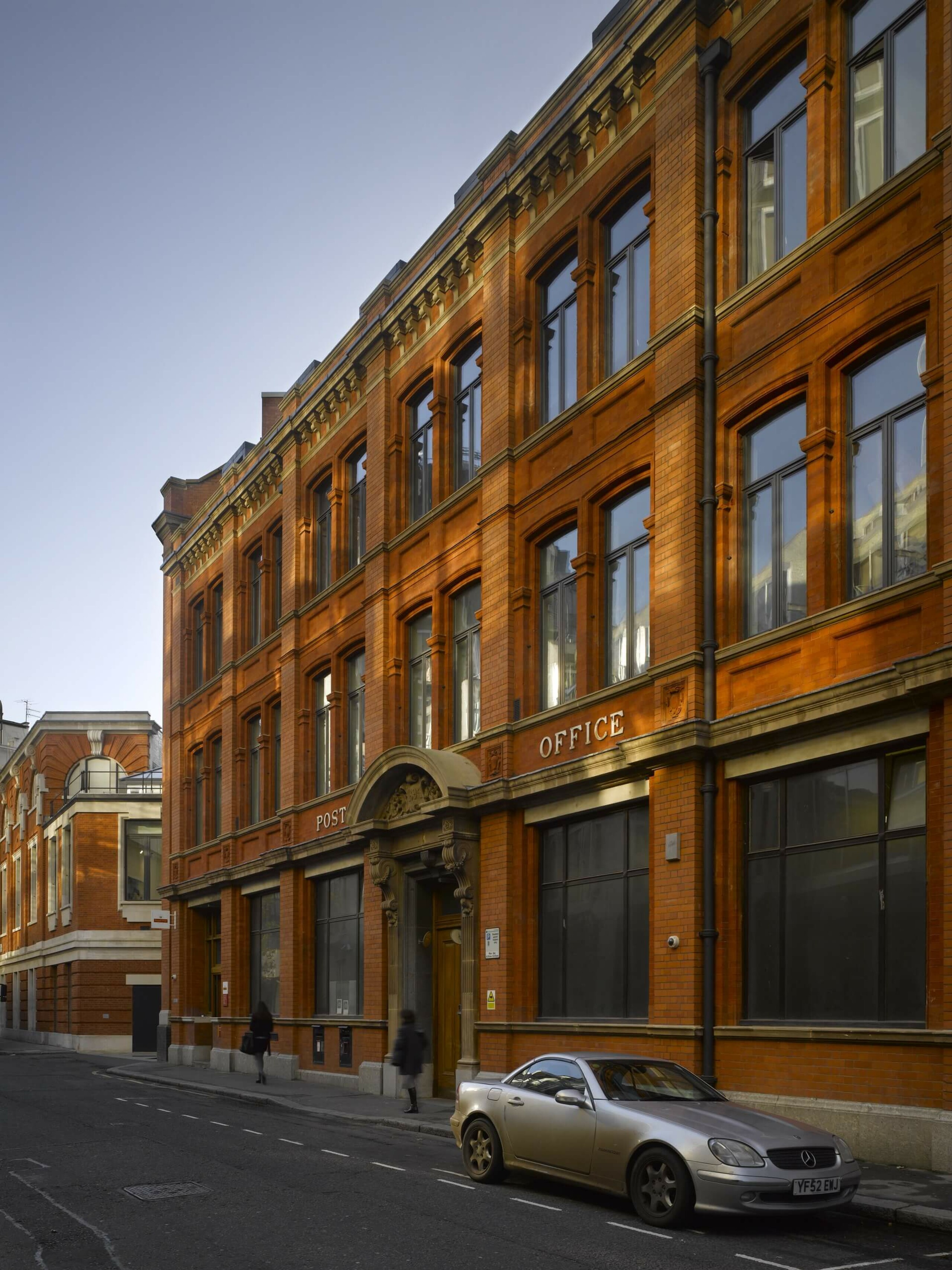 Orel Gallery – Squire & Partners