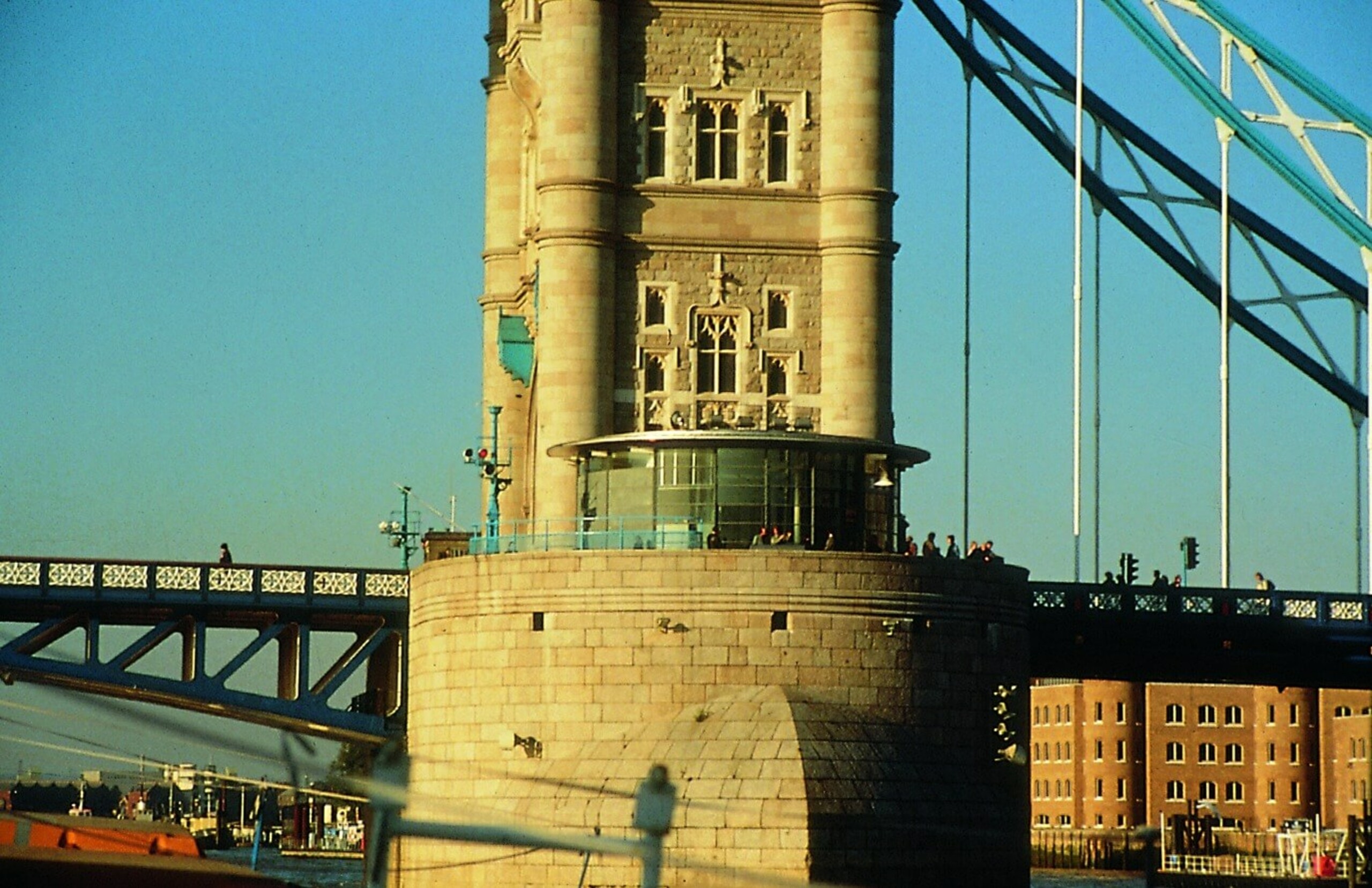 Tower Bridge Visitors Centre – Squire & Partners
