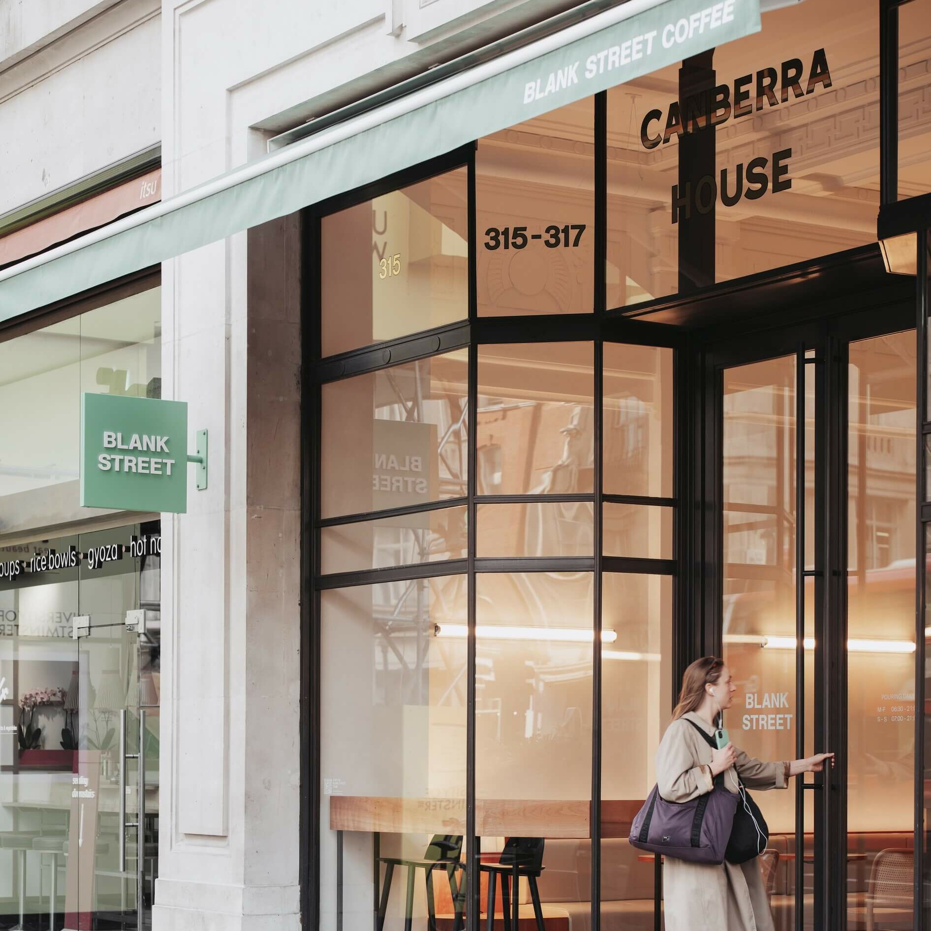 Cavendish Kiosks – Squire & Partners