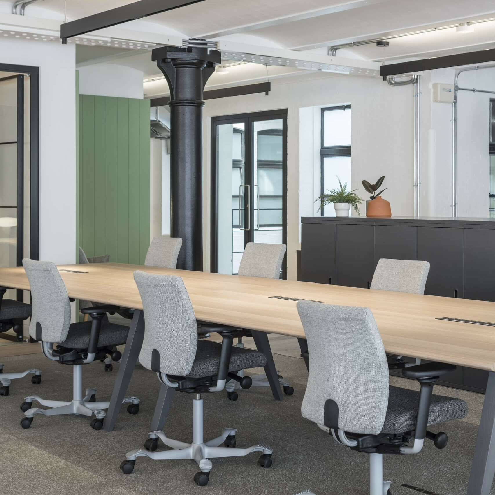 Unit 4A Greencoat House – Squire & Partners