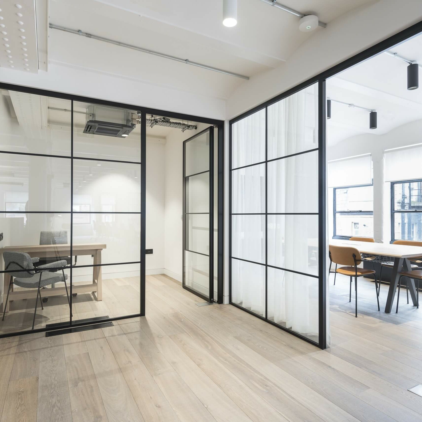 Unit 4A Greencoat House – Squire & Partners
