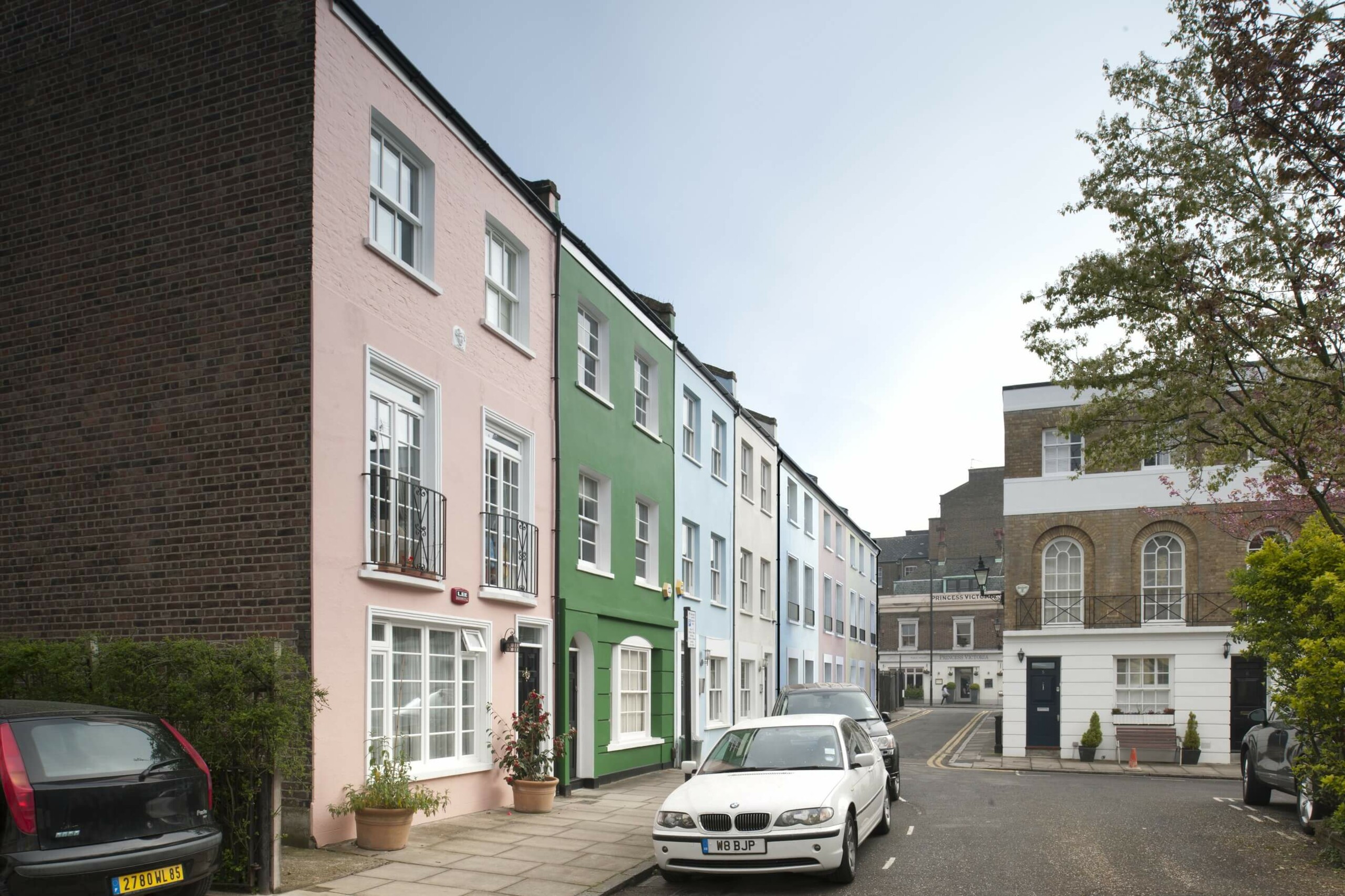 Holland Park Gate Affordable Housing – Squire & Partners